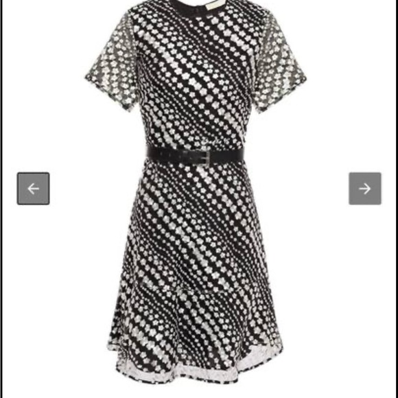 Michael Kors | Crew Neck Flower Patterns Nylon Flared Short Sleeves - Picture 3 of 6